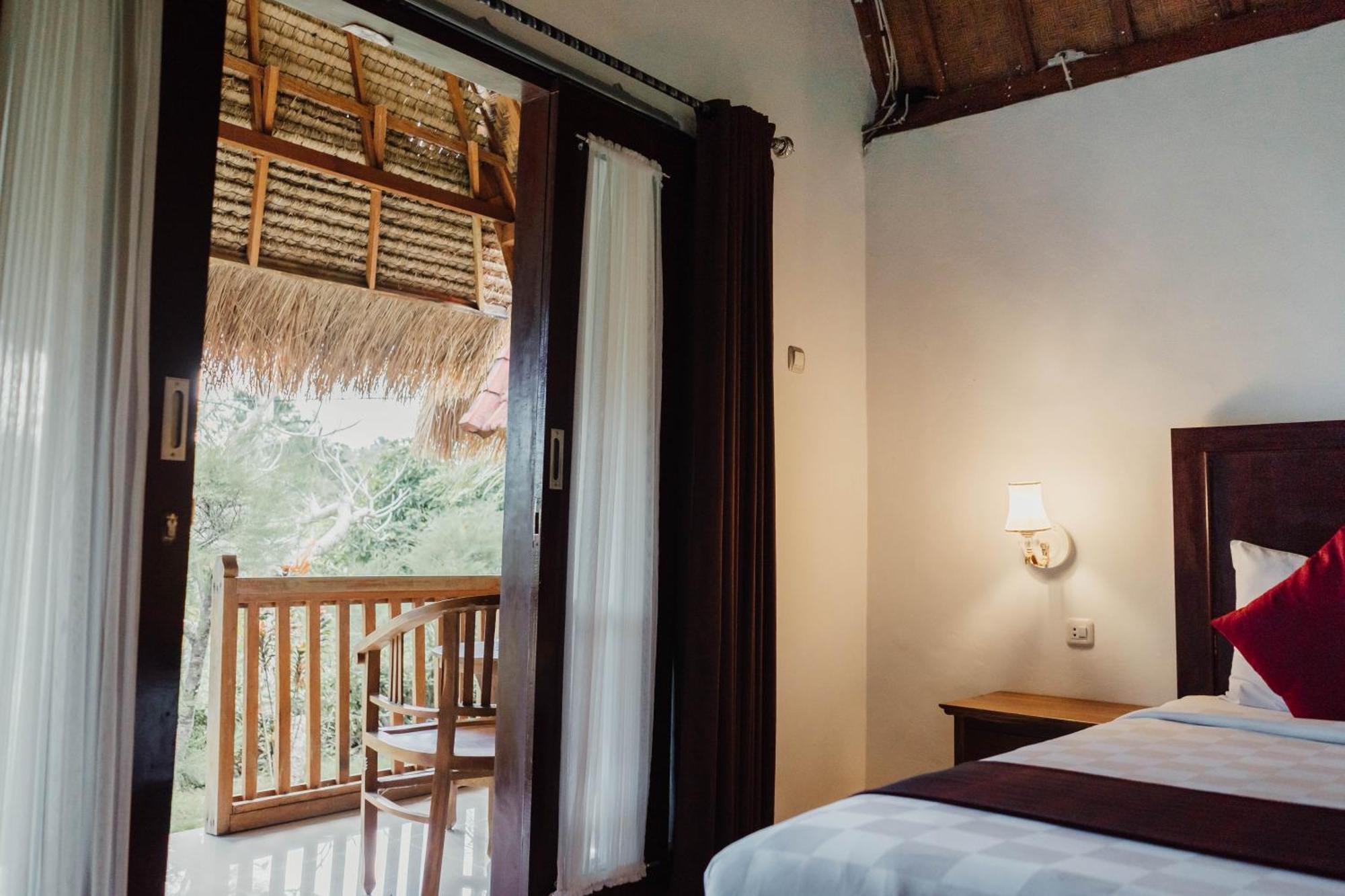 Temeling Jungle Inn Batumadeg Zewnętrze zdjęcie